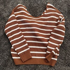 Women’s Brown Sweatshirt Size Medium 0261